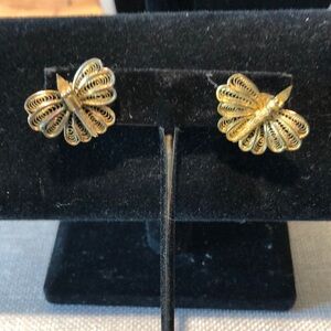 Elegant vintage  Gold Filigree Earrings butterfly pattern